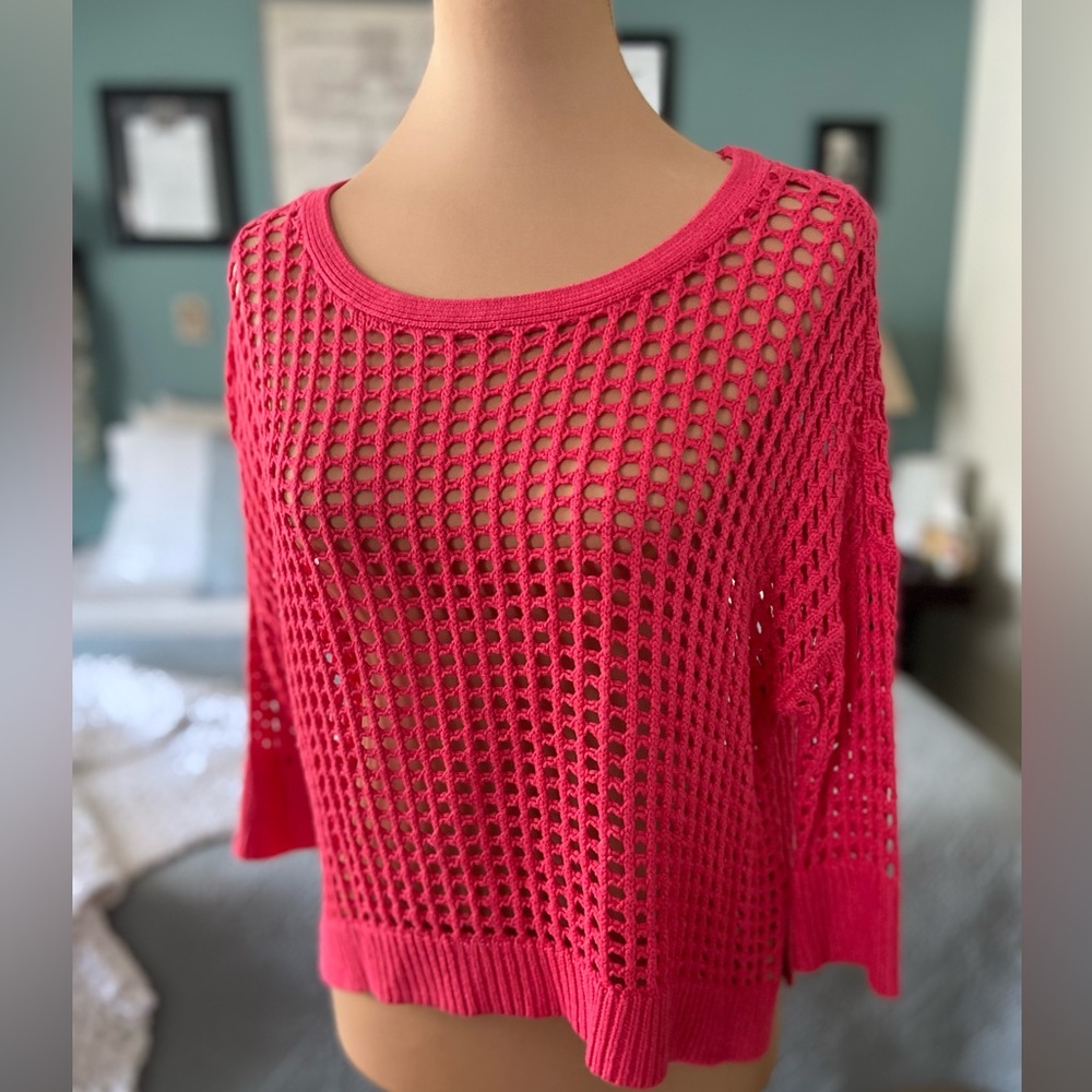 Express Pullover Bright Coral Pink Knight Sweater